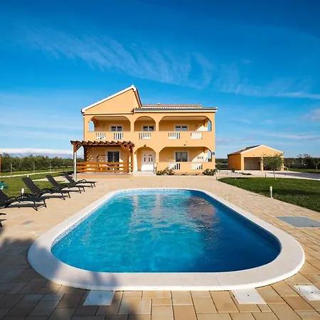 Villa Levatinka Zadarvillas *